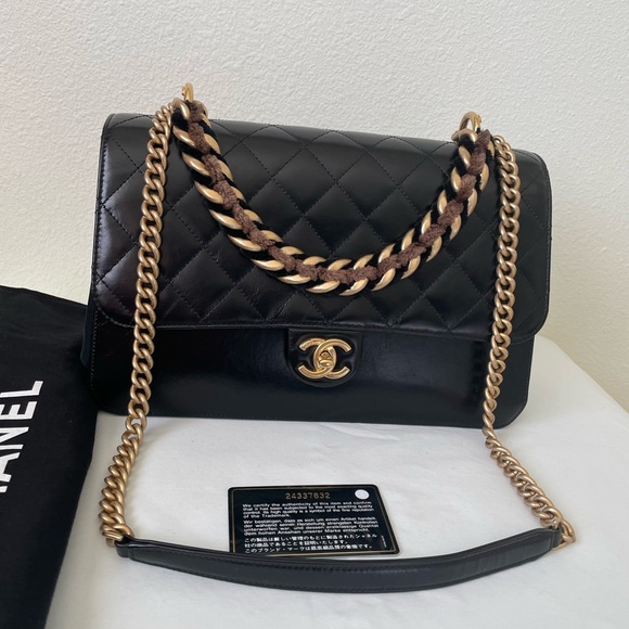 Sold Black Chanel Glazed Calfskin Straight Lined Flap bag - Picture 3 of 17